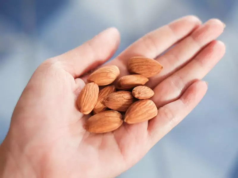 5 Reasons You Should Avoid Almonds